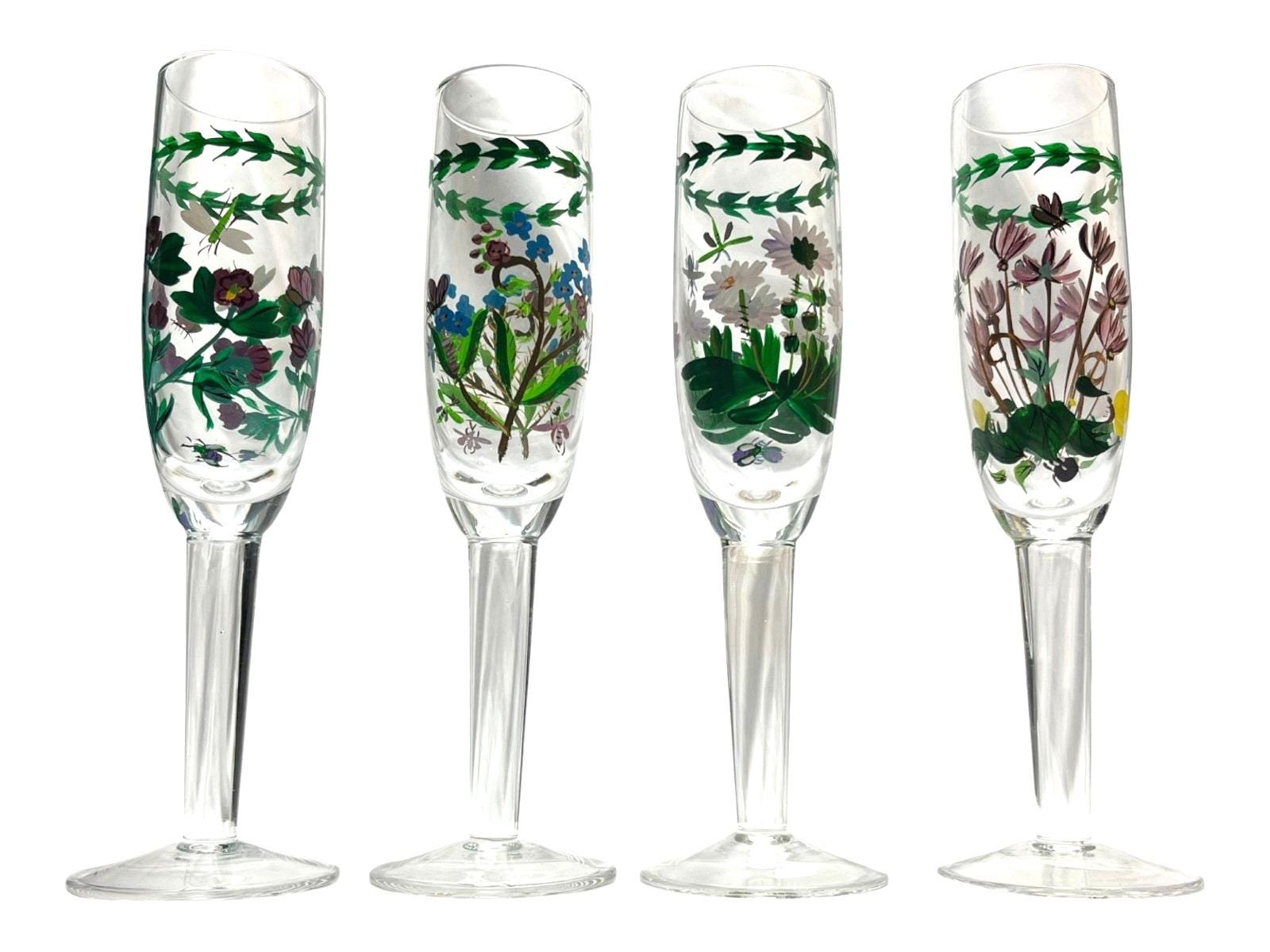 Set of 4 hand‑painted decorative champagne glasses – floral enamel art glassware 22cm. Champagne flutes