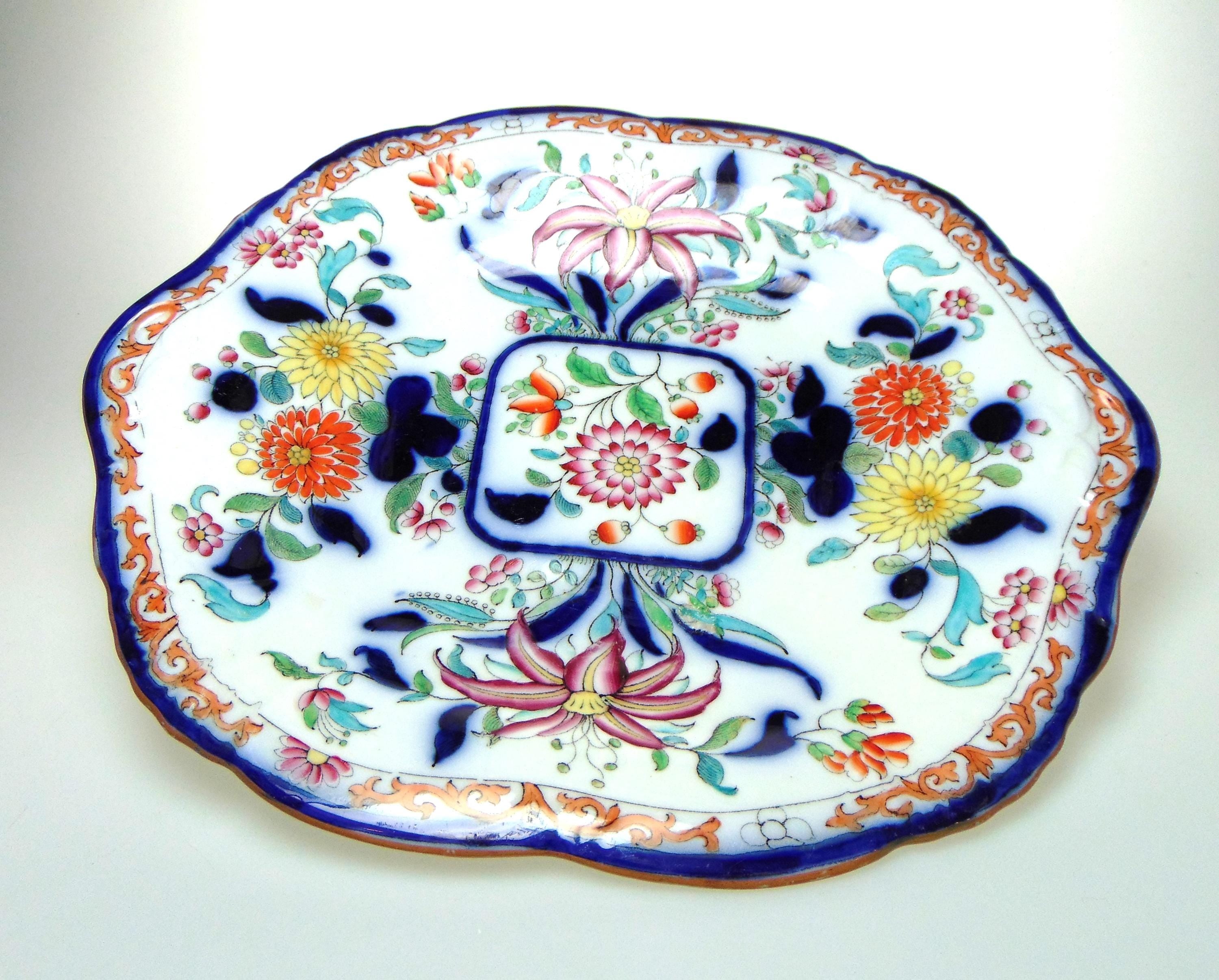 Antique Chinese Pattern Plate in Red, Blue, Yellow, Green and White. Decorative Collectors Plate