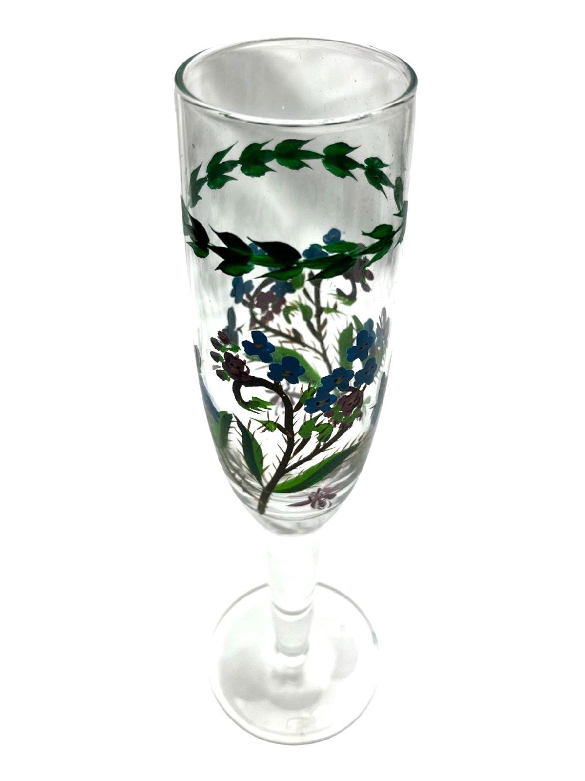 Set of 4 hand‑painted decorative champagne glasses – floral enamel art glassware 22cm. Champagne flutes