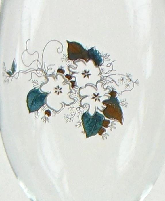 Mid Century Wine Glasses with White Floral Detail - Set of 5