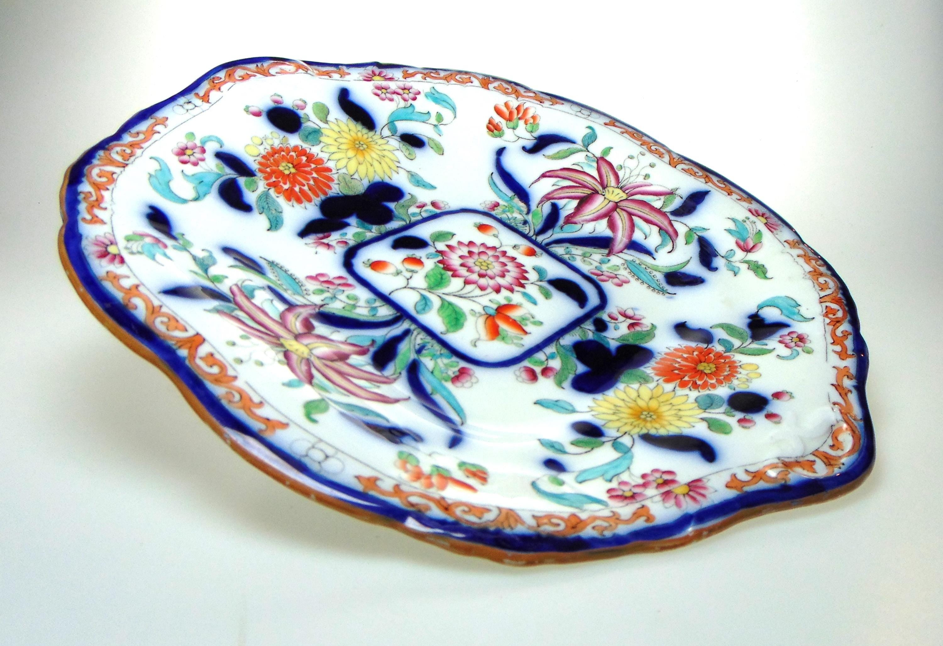 Antique Chinese Pattern Plate in Red, Blue, Yellow, Green and White. Decorative Collectors Plate