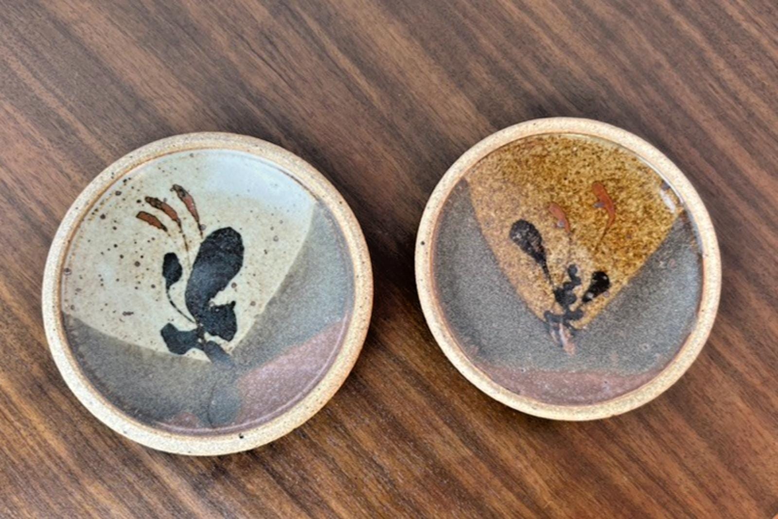 Pair Mid Century Pottery Bowls, Vintage Signed Floral Serving Bowls 10.5cm