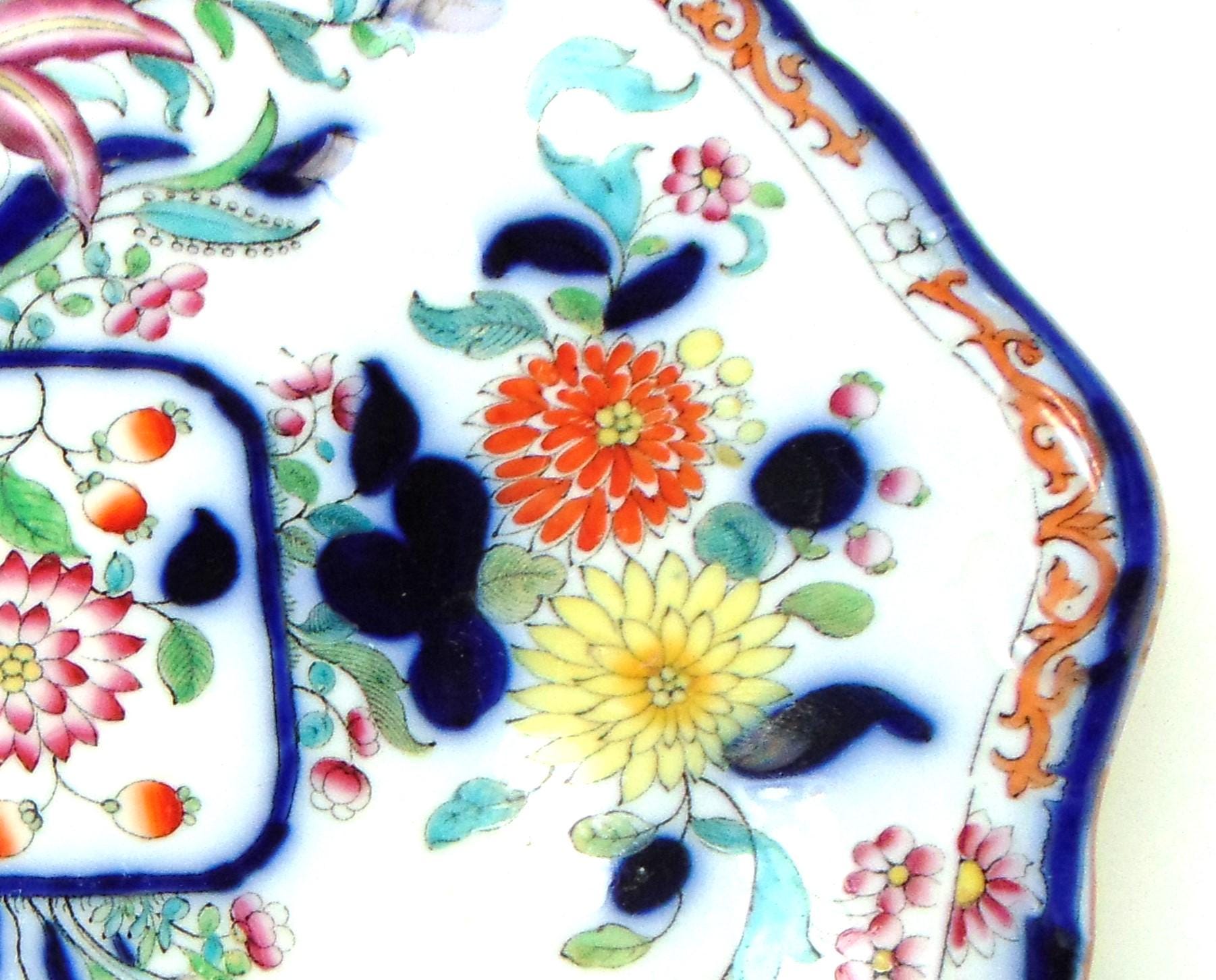 Antique Chinese Pattern Plate in Red, Blue, Yellow, Green and White. Decorative Collectors Plate