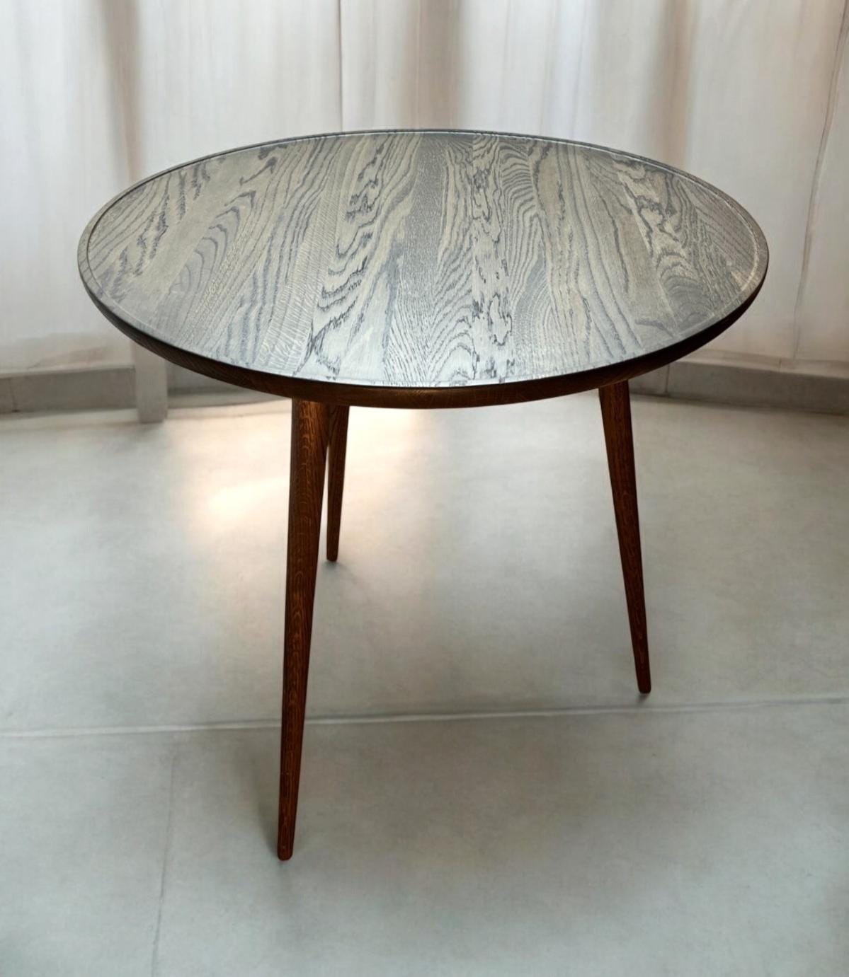 Mater accent café table – Scandinavian design, solid oak, sirka grey finish