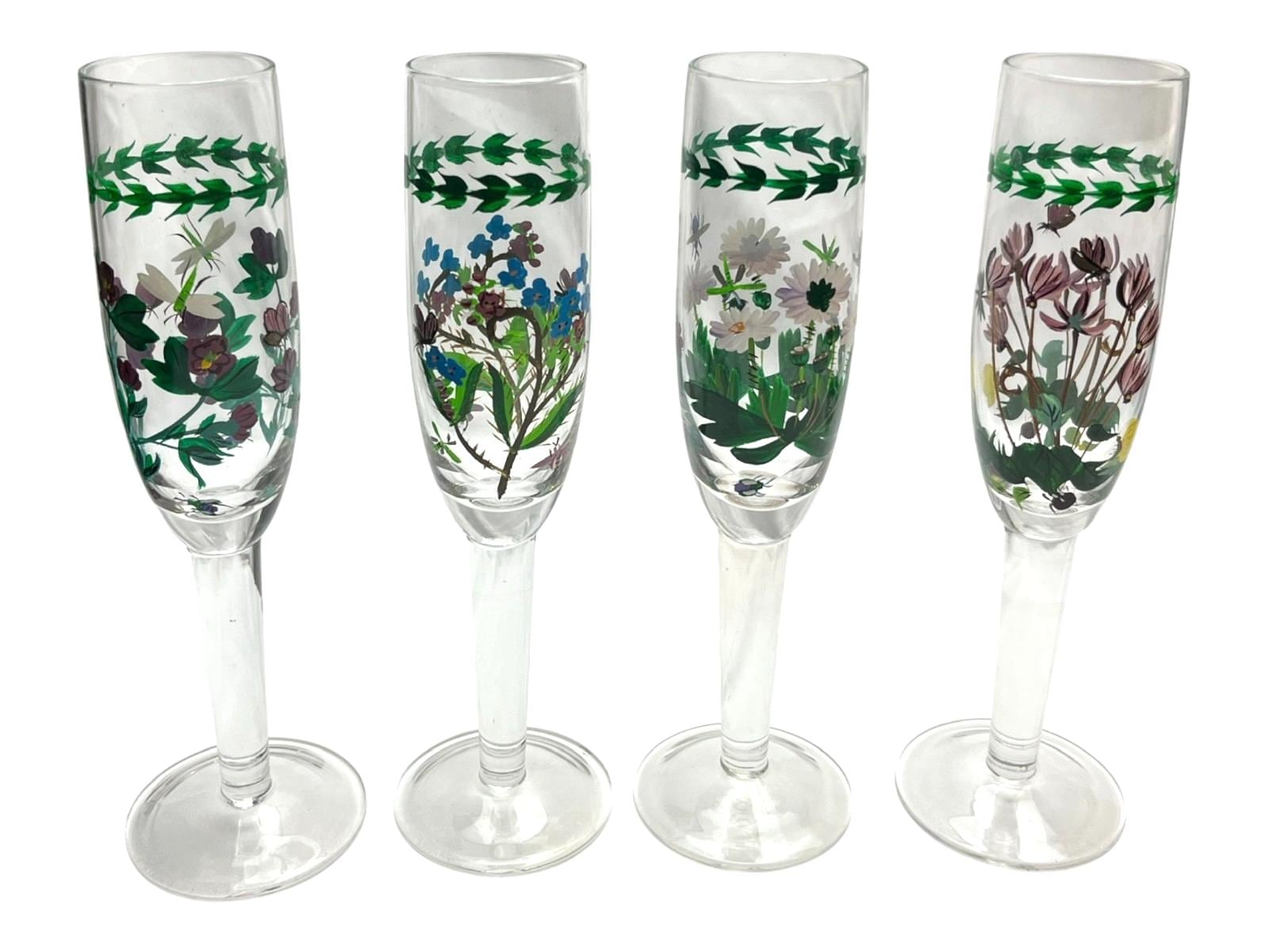 Set of 4 hand‑painted decorative champagne glasses – floral enamel art glassware 22cm. Champagne flutes