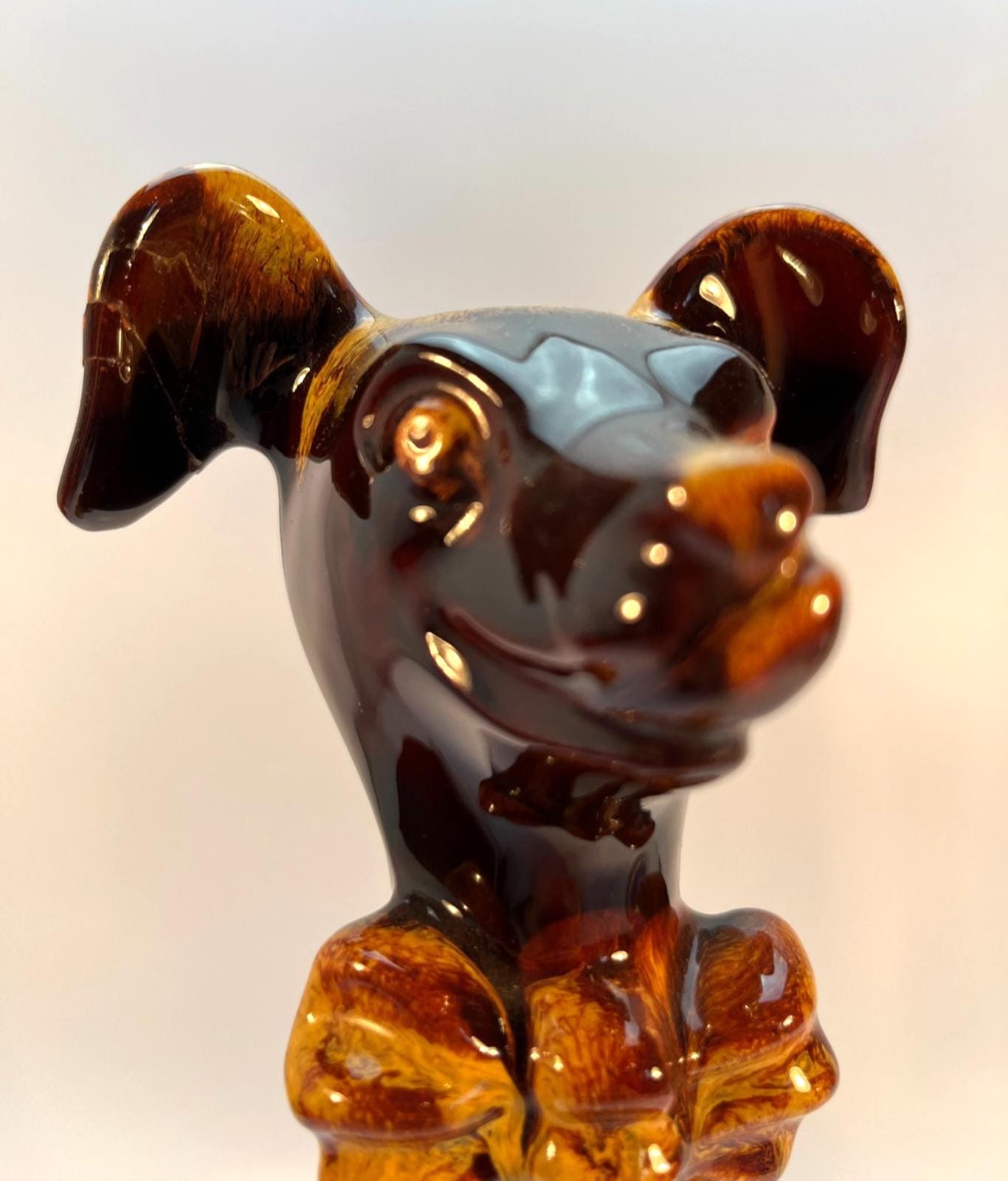Vintage Canada Blue Mountain Winking Dog in Harvest Gold Rare Dog Figurine H33cm