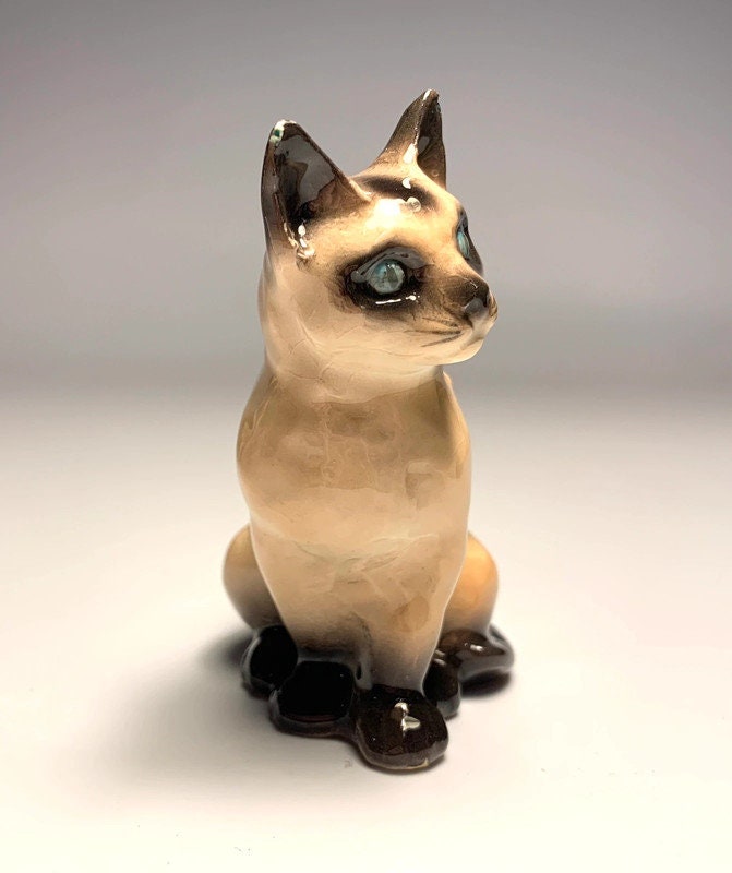 Vintage Goebel Siamese Cat Figurine: West Germany Porcelain