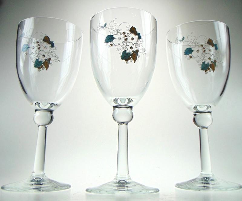 Mid Century Wine Glasses: White Floral Detail, Set of 3