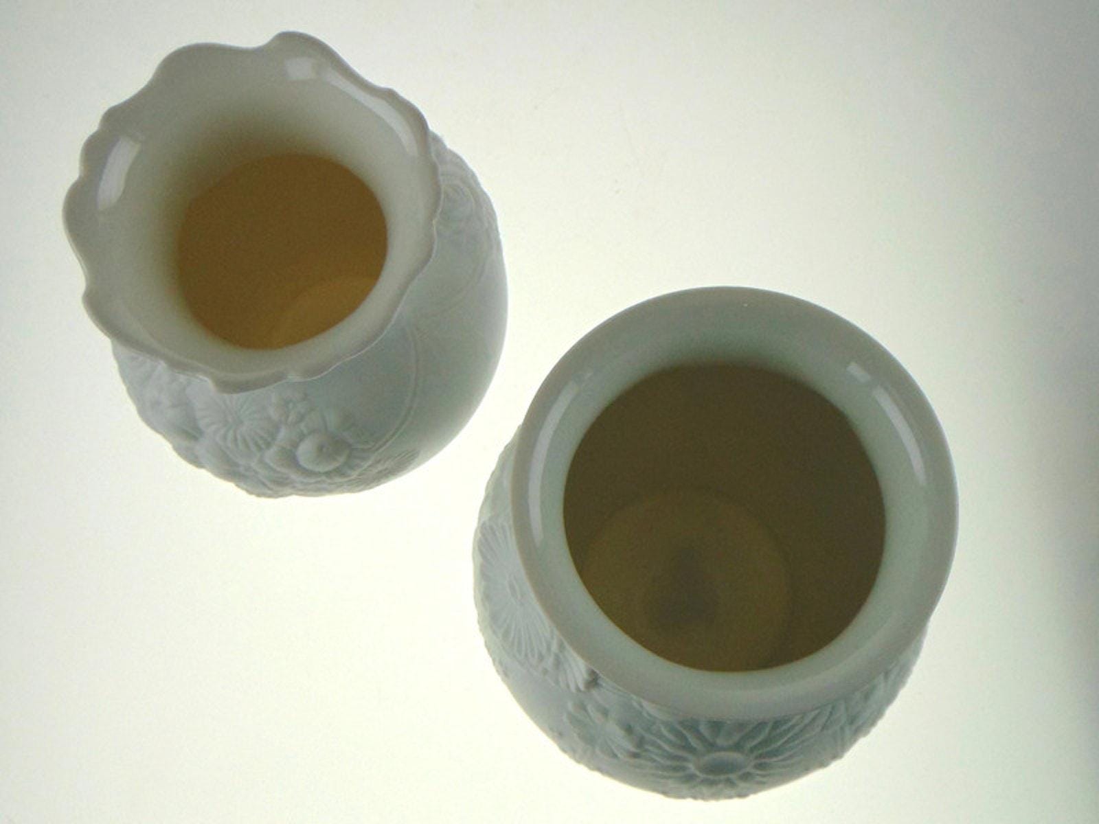 1960s Kaiser Bisque Porcelain Vases White West German Pair Squat & Bouquet