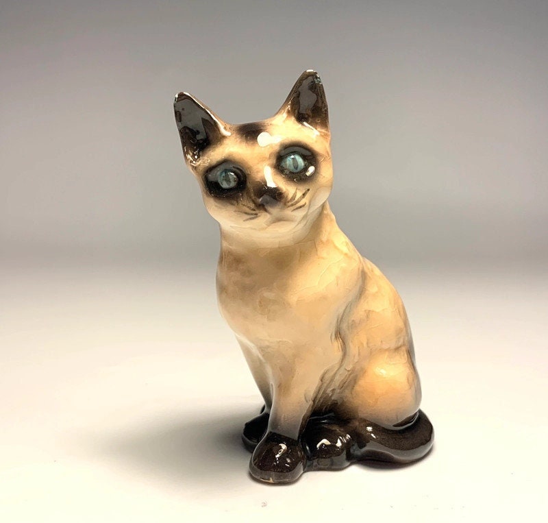 Vintage Goebel Siamese Cat Figurine: West Germany Porcelain