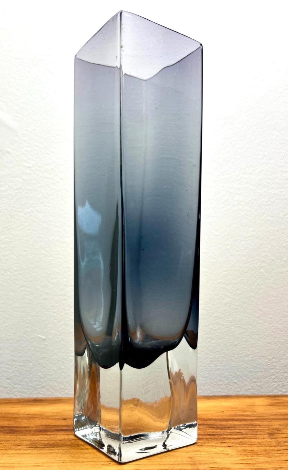 Linearia Maljakko Vase by Timo Sarpaneva for Iitalla, 1970s Scandinavian Glass