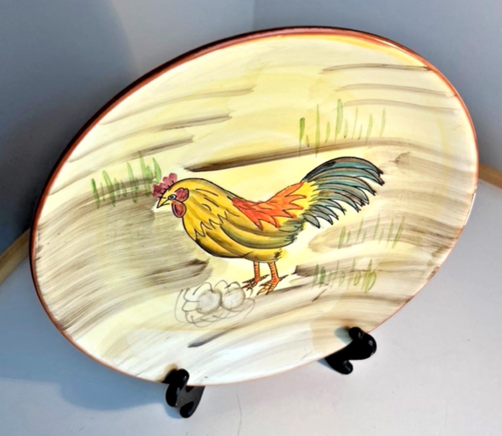 Hand-Painted Terracotta Cockerel Bowl: Vintage Decorative Pottery