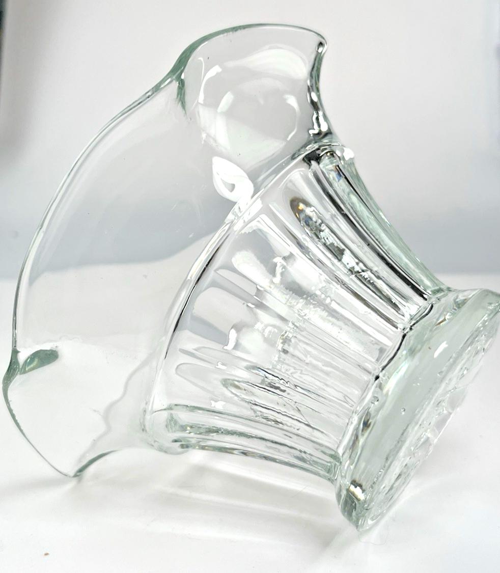 Art deco glass bowl w/ scalloped rim – 8.5cm h x 13cm w decorative