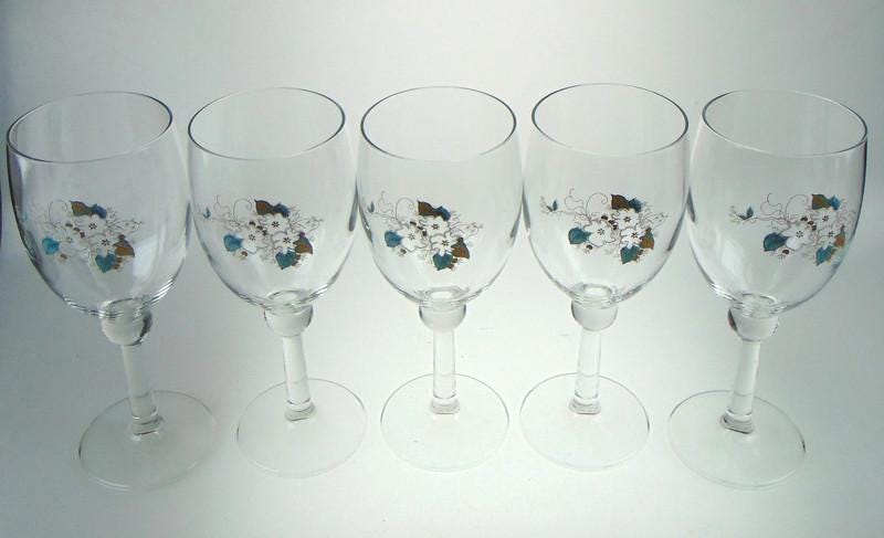 Mid Century Wine Glasses with White Floral Detail - Set of 5