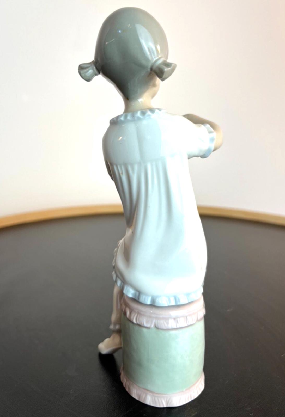 Lladro Girl Manicuring in Pyjamas, Number 1082 Nail Polish Porcelain Figurine