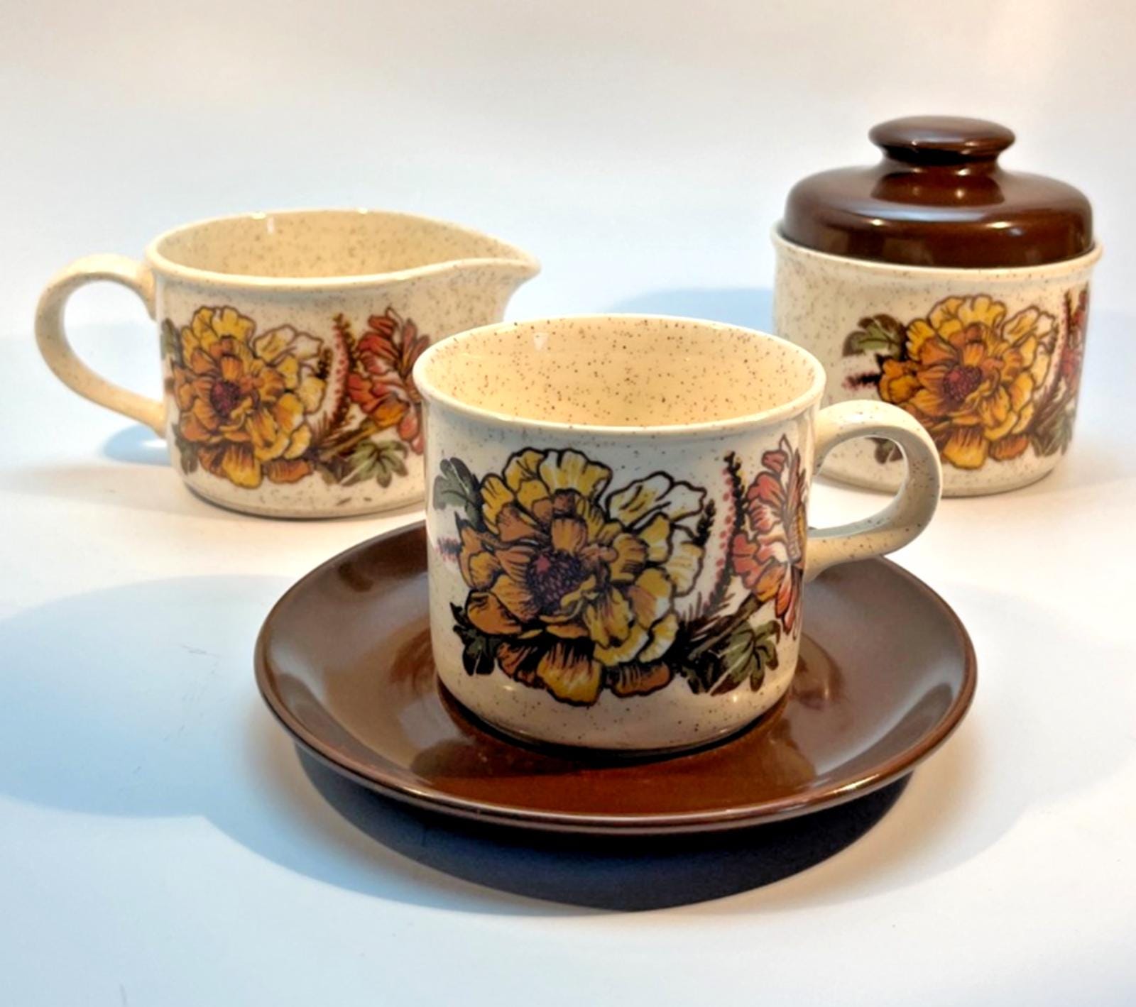 4 Vintage Palissy Royal Worcester Charlotte Cups & Saucers, Milk Jug, Sugar Bowl