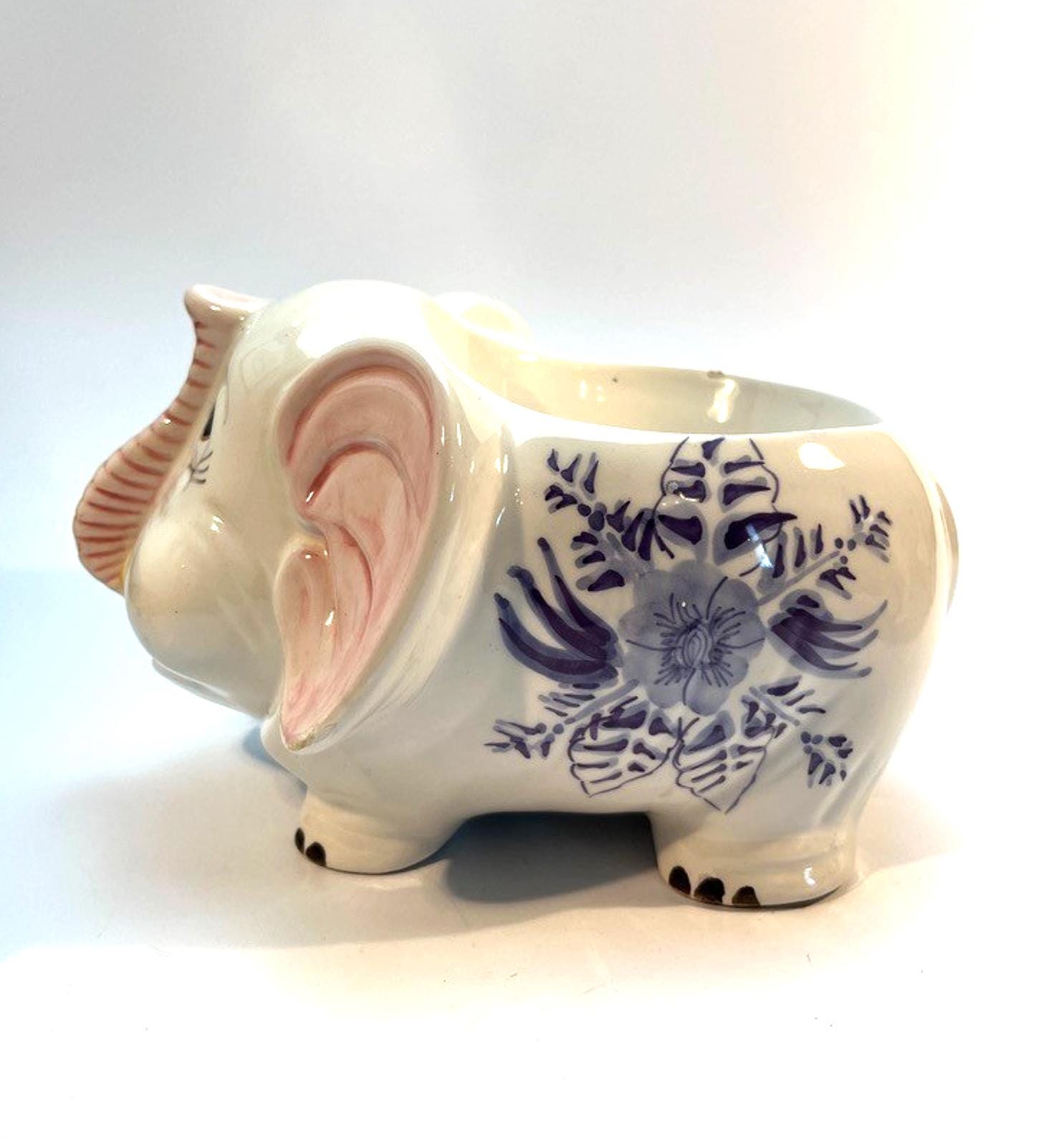 Vintage Ceramic Elephant Planter, Hand Painted Kitsch Plant Pot Figurine 20cm