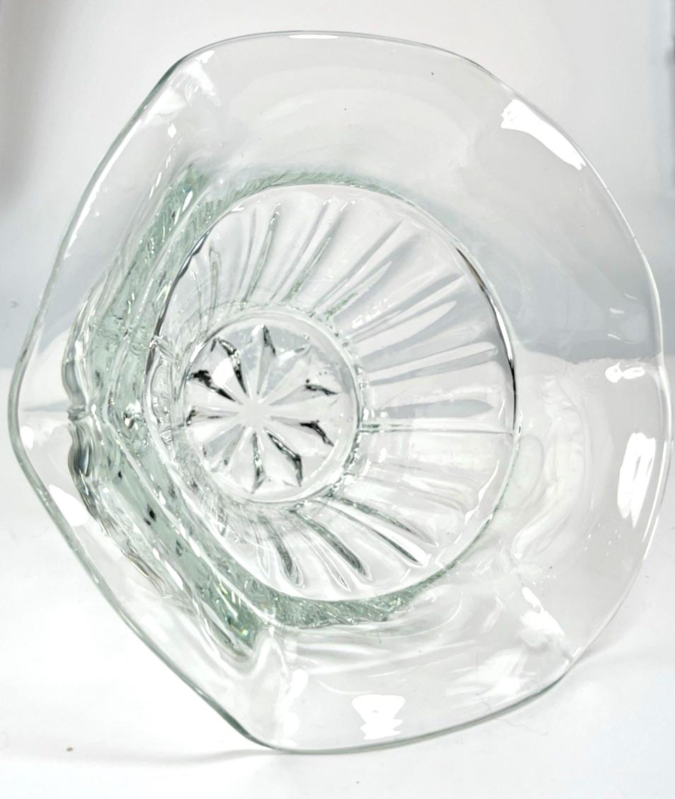 Art deco glass bowl w/ scalloped rim – 8.5cm h x 13cm w decorative