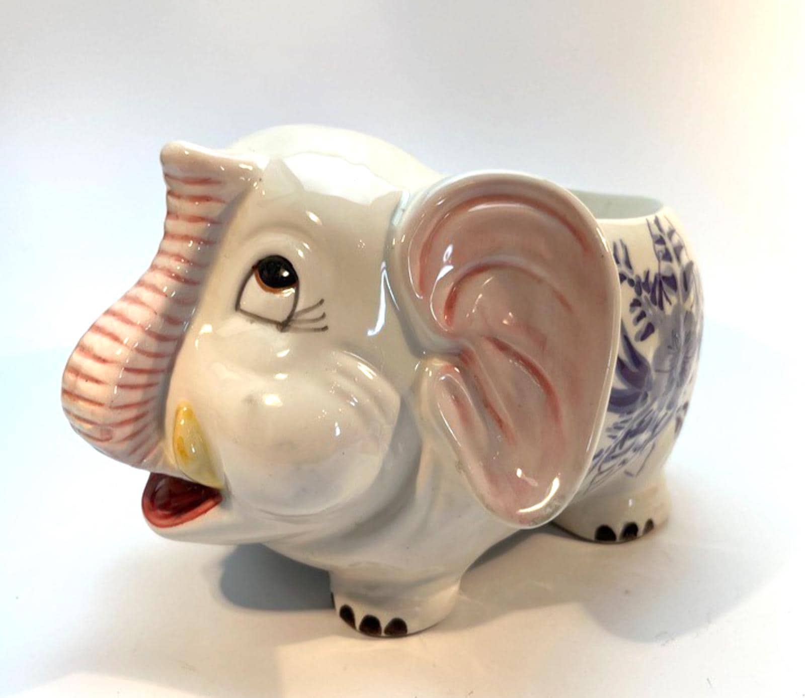 Vintage Ceramic Elephant Planter, Hand Painted Kitsch Plant Pot Figurine 20cm