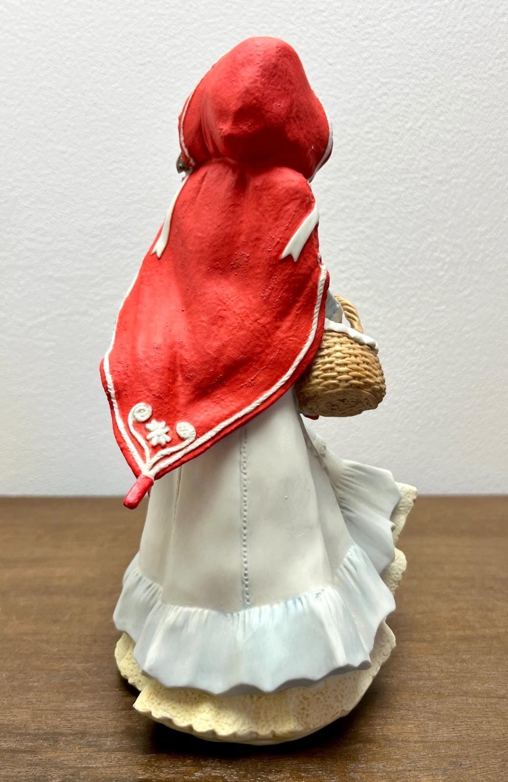 Wedgwood Red Riding Hood Porcelain Figurine – Fine Porcelain, Made in England