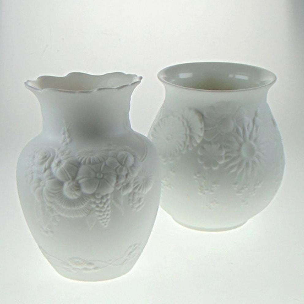 1960s Kaiser Bisque Porcelain Vases White West German Pair Squat & Bouquet