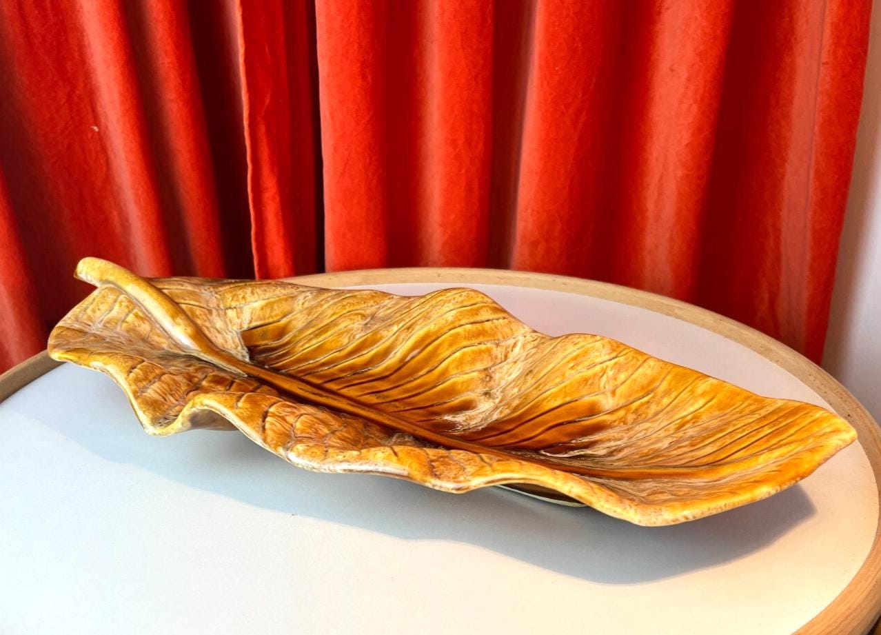 Wade California Pottery 3D Apple Leaf Majolica Drip Glaze Serving Platter 51cm