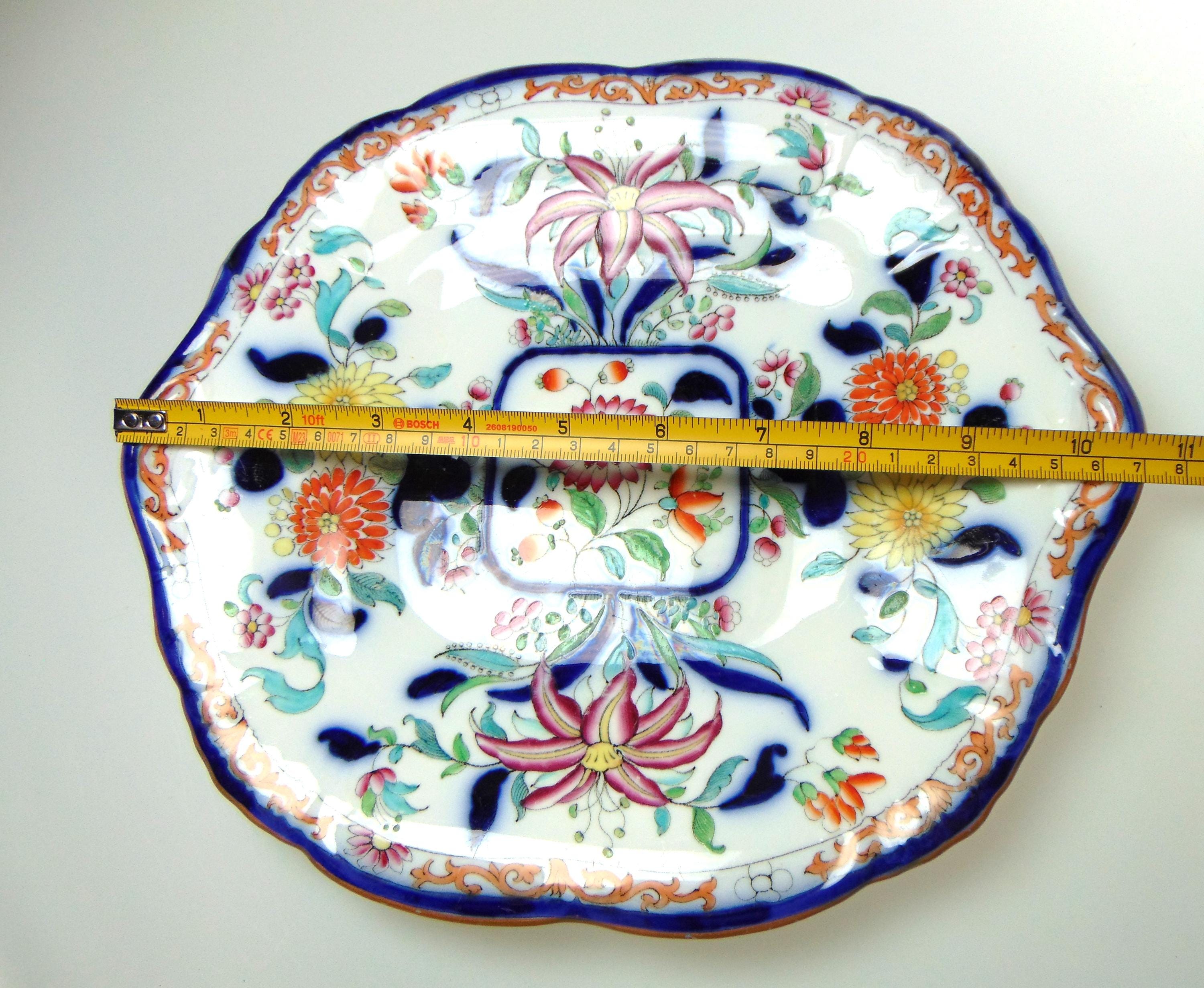 Antique Chinese Pattern Plate in Red, Blue, Yellow, Green and White. Decorative Collectors Plate