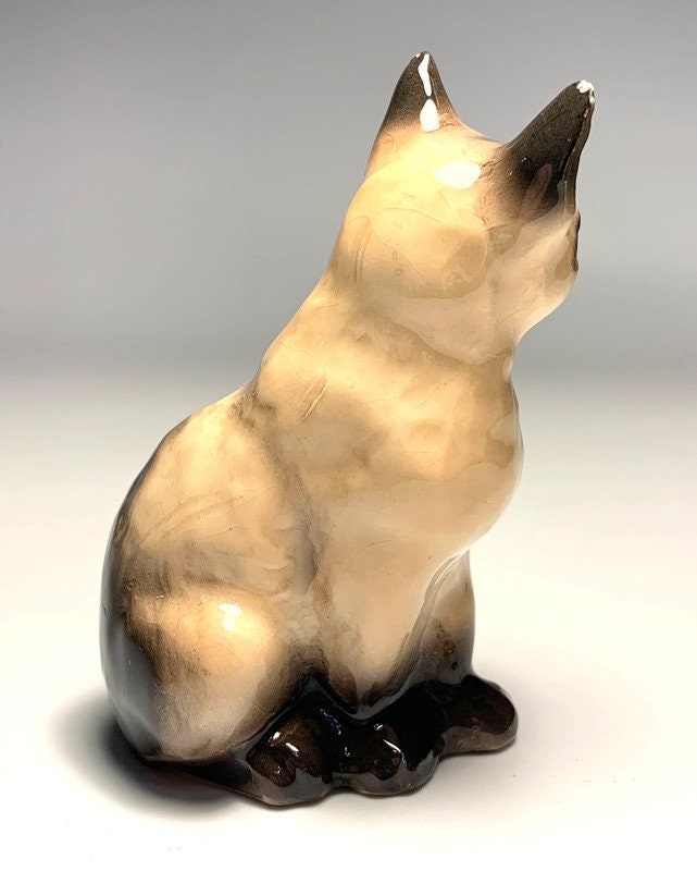 Vintage Goebel Siamese Cat Figurine: West Germany Porcelain