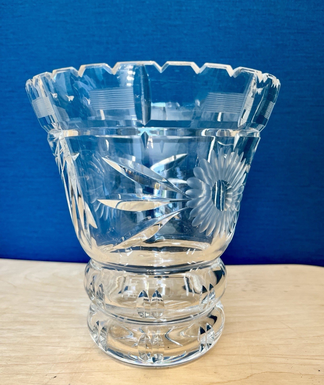 Heavy Cut Crystal Vase Starburst Floral Cut Glass Vase 16cm Crystal Ice Bucket