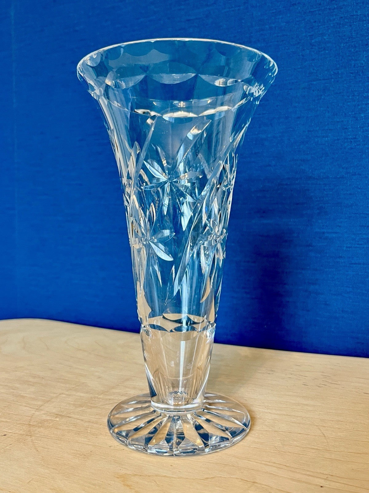 Vintage Cut Crystal Vase Star Cut Glass Flower Vase 20cm VGC