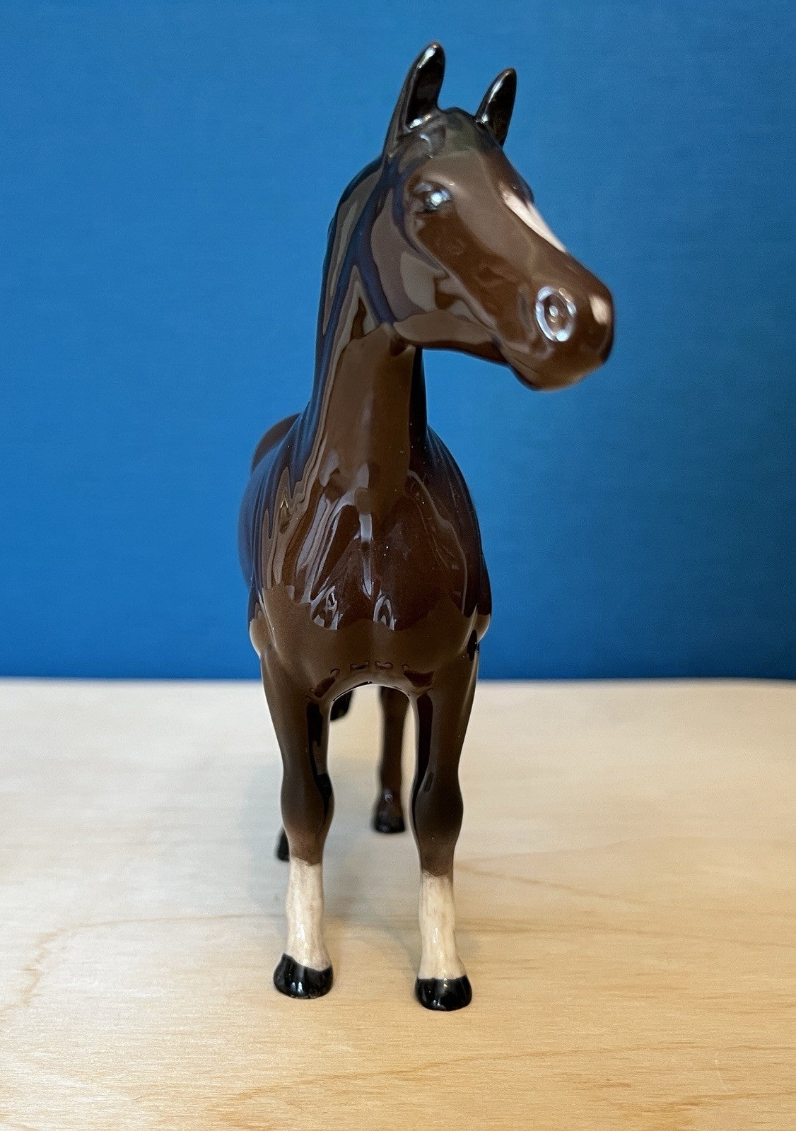 Royal Doulton Horse Figurine Bay Thoroughbred Horse Figure 16cm