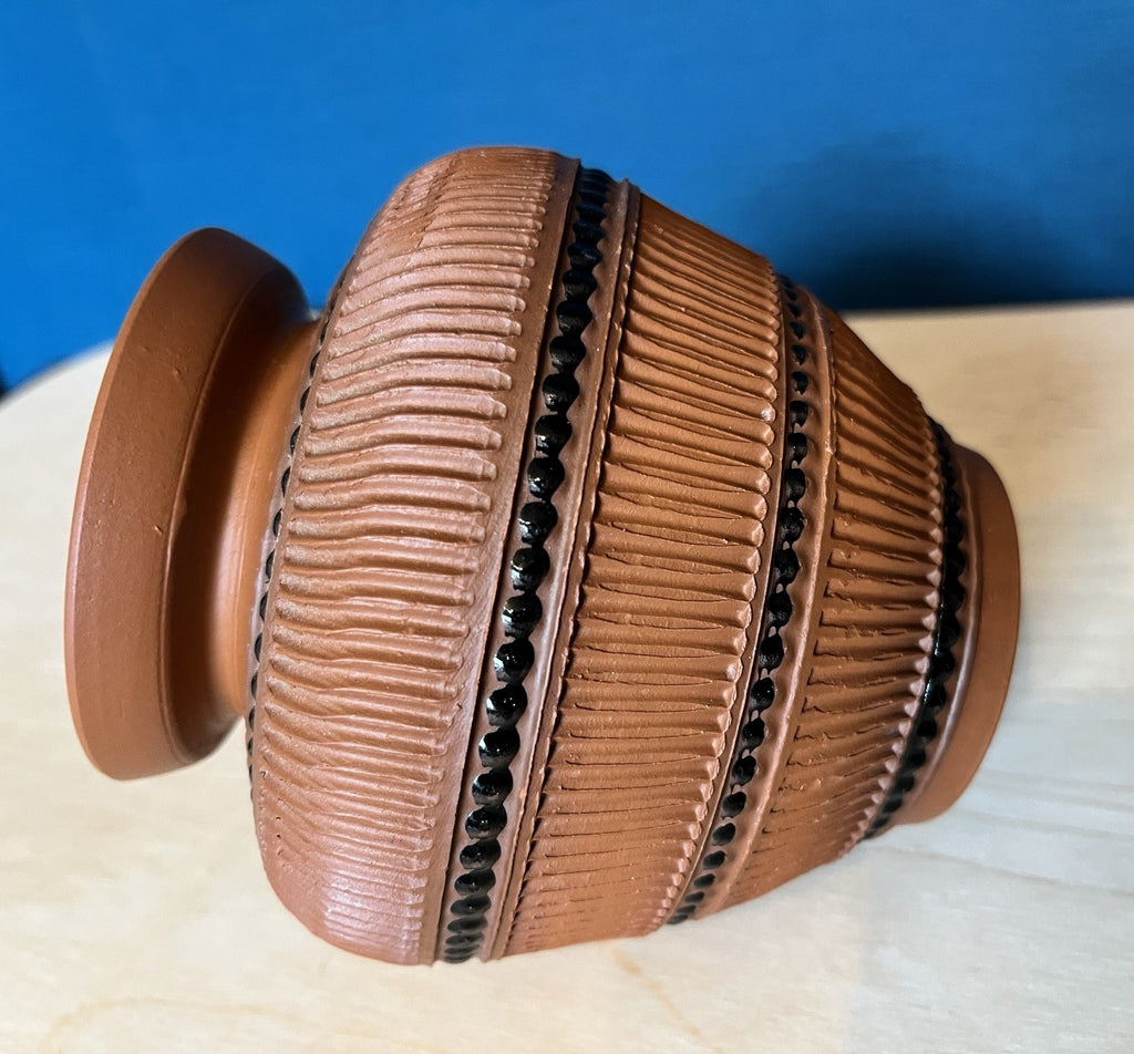 Vintage Studio Pottery Vase Ribbed Terracotta Brown Ceramic Vase 12cm