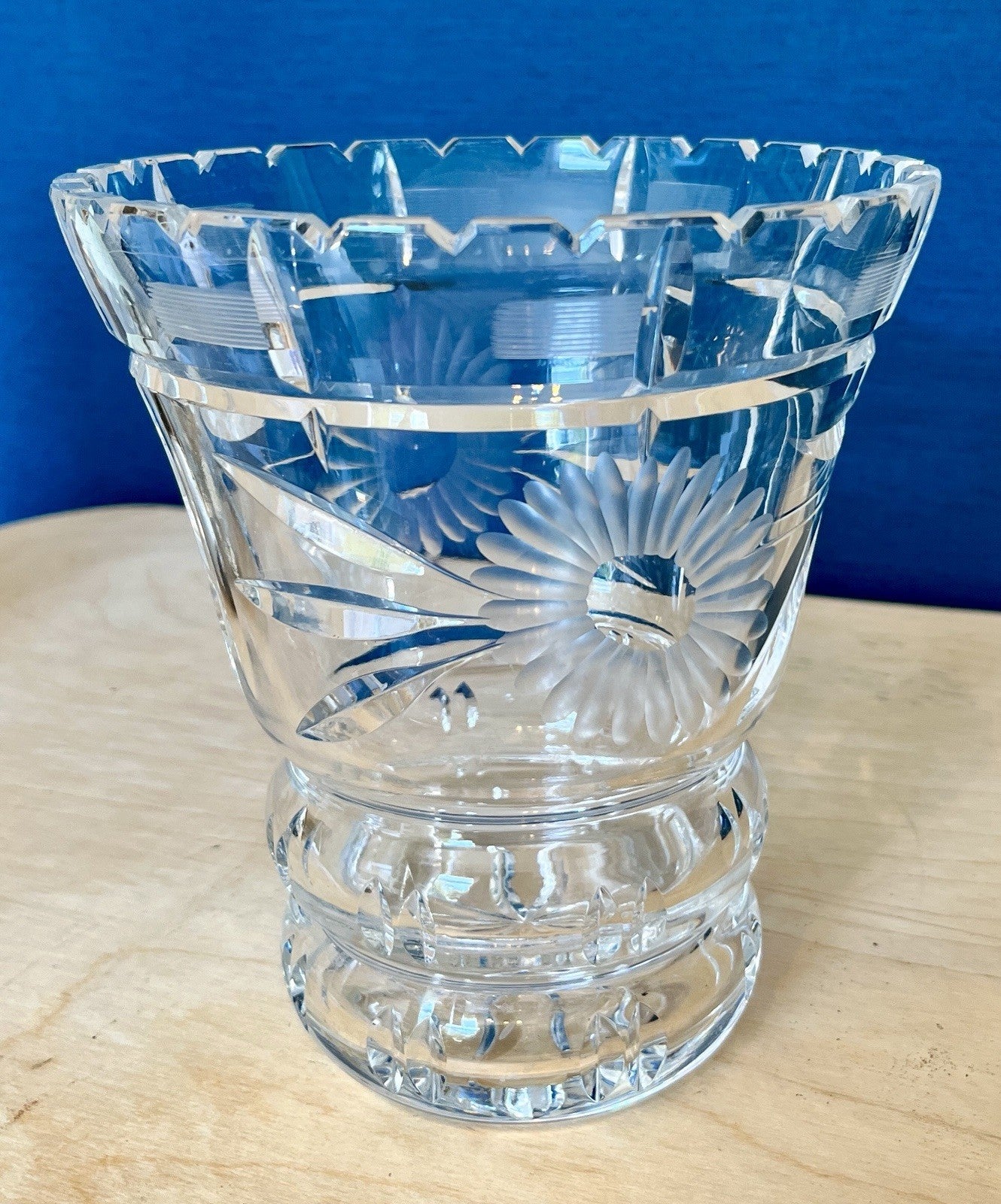 Heavy Cut Crystal Vase Starburst Floral Cut Glass Vase 16cm Crystal Ice Bucket