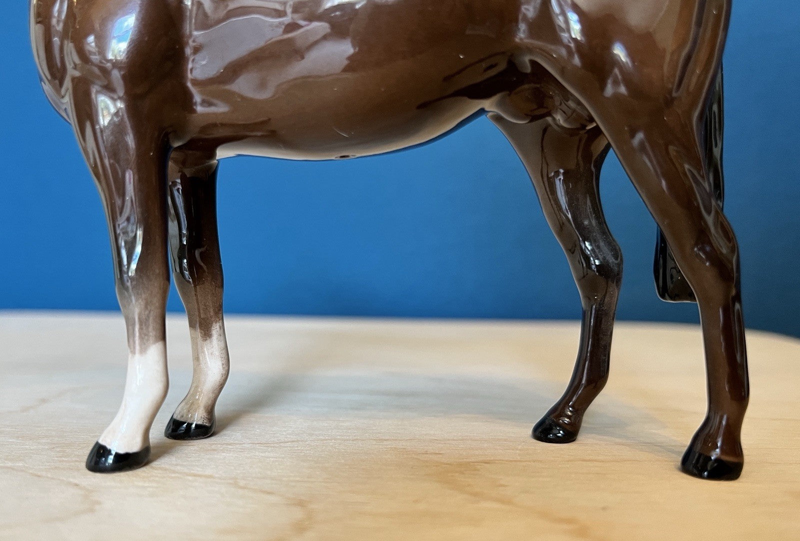 Royal Doulton Horse Figurine Bay Thoroughbred Horse Figure 16cm