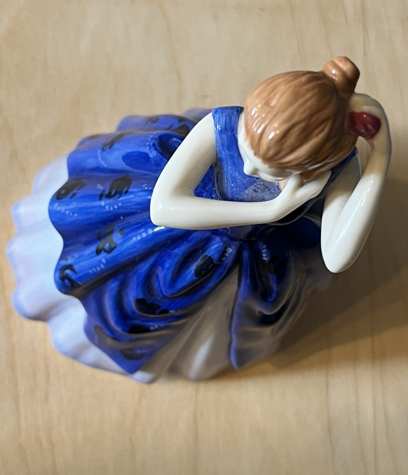 Royal Doulton Pretty Ladies Lauren Figurine HN Collection Blue Dress Figure 17cm