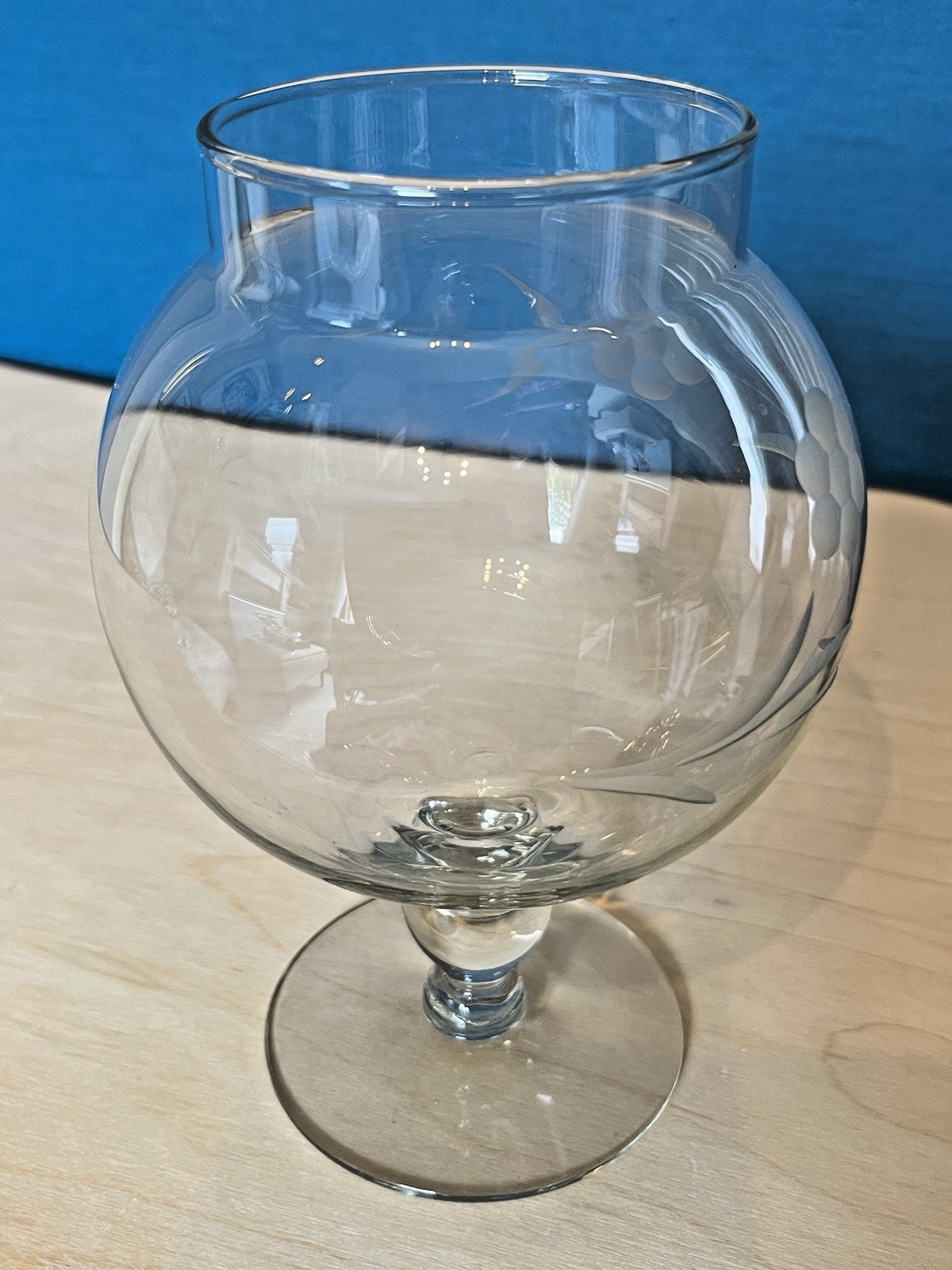 Vintage Etched Glass Rose Bowl Candy Dish Bon Bon Bowl Pedestal 18cm