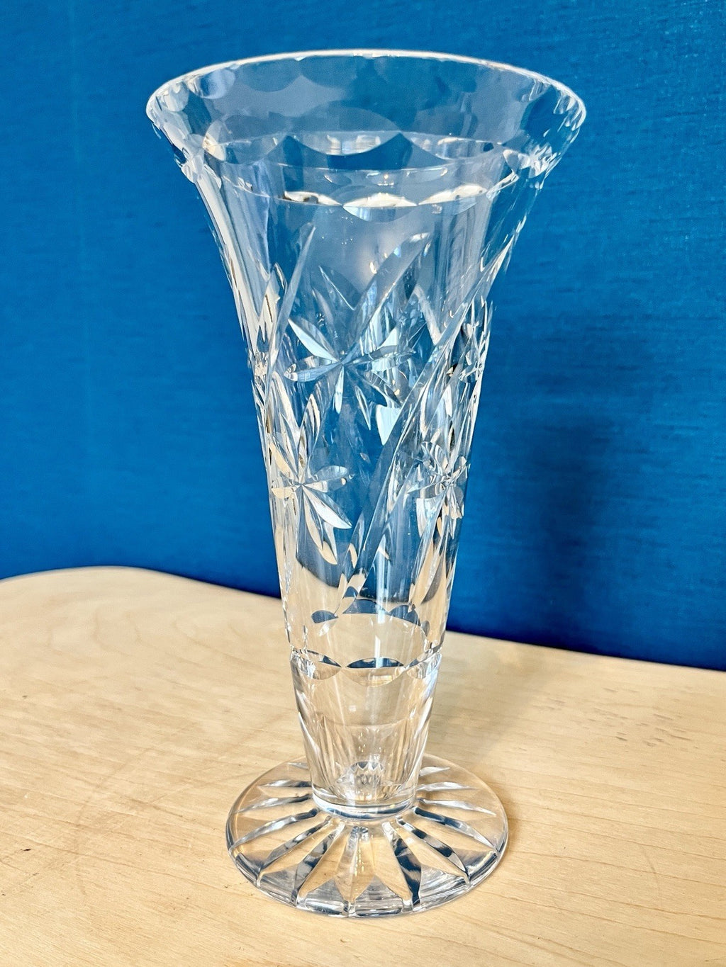 Vintage Cut Crystal Vase Star Cut Glass Flower Vase 20cm VGC