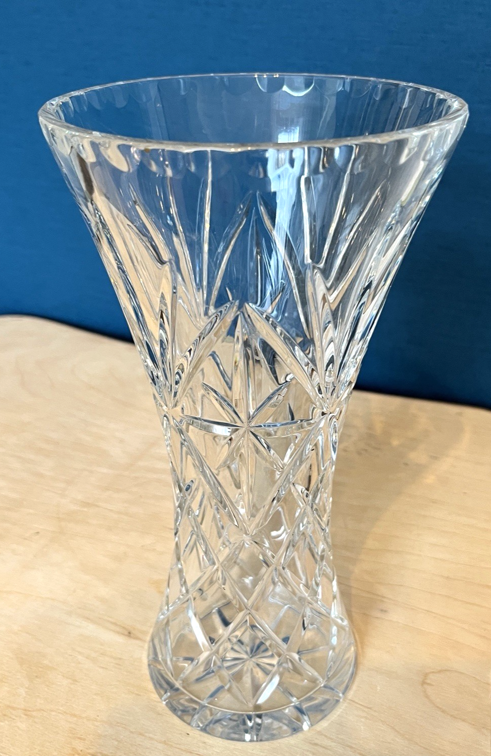 Large Lead Crystal Vase Diamond Cut Trumpet Vase 26cm Tall