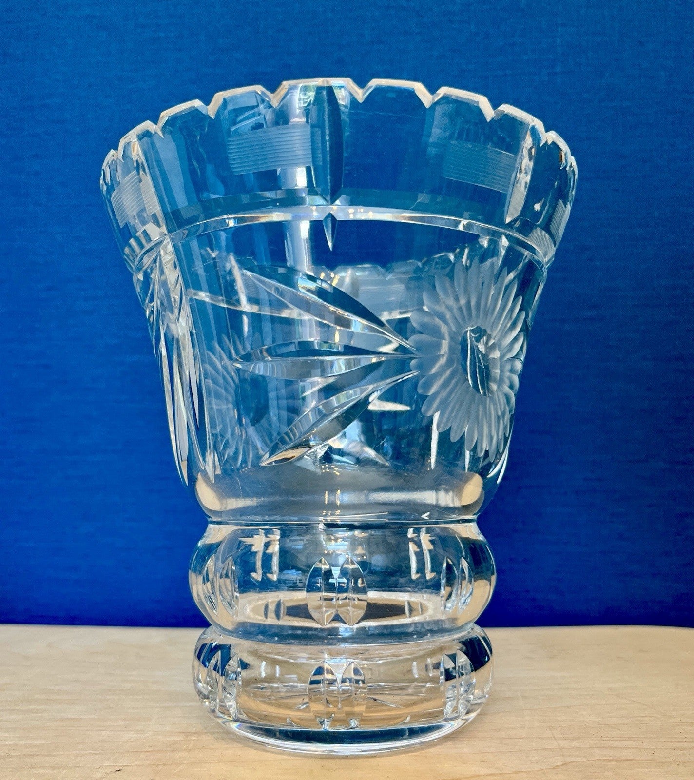 Heavy Cut Crystal Vase Starburst Floral Cut Glass Vase 16cm Crystal Ice Bucket