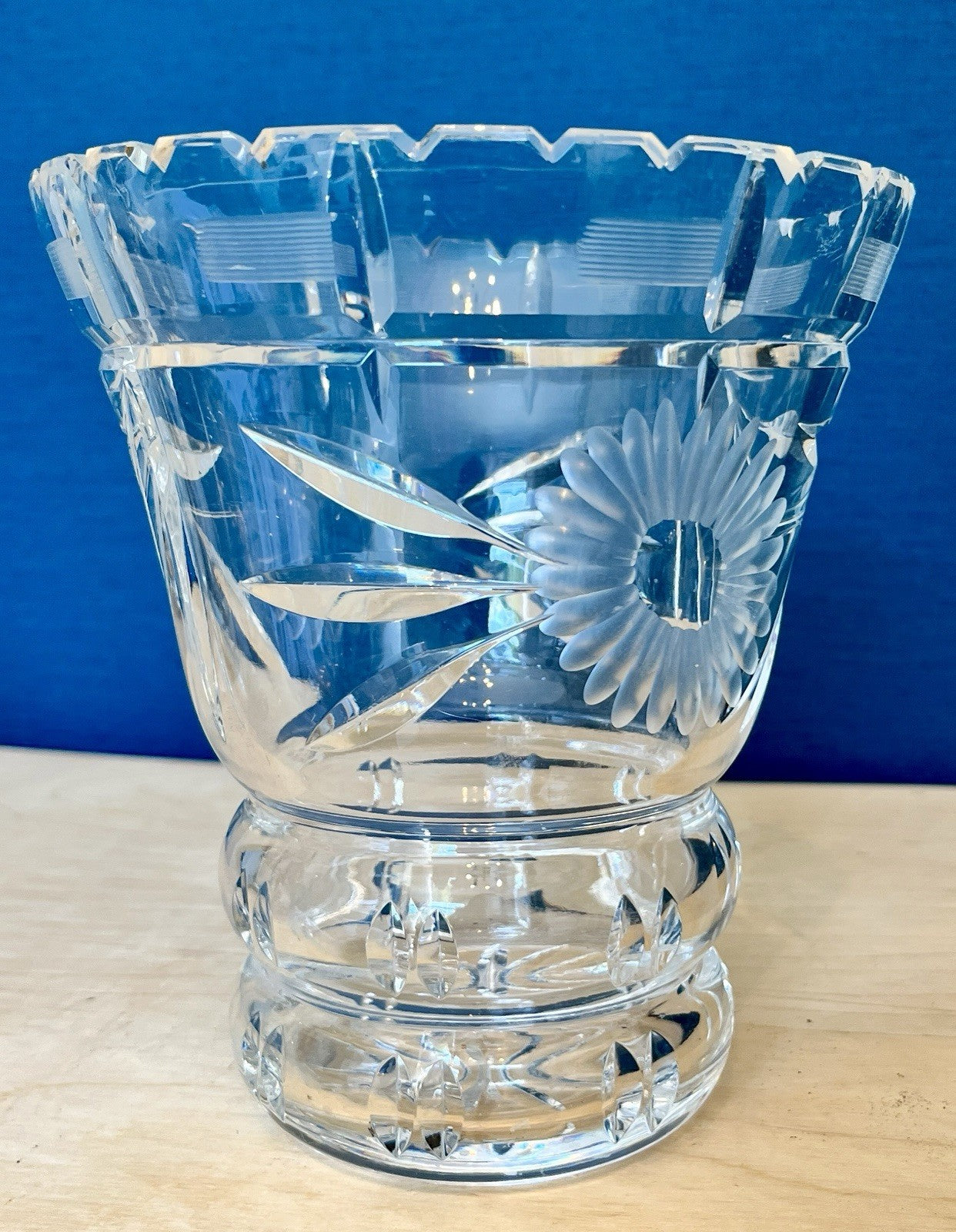 Heavy Cut Crystal Vase Starburst Floral Cut Glass Vase 16cm Crystal Ice Bucket