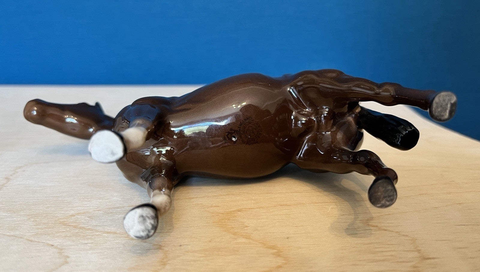 Royal Doulton Horse Figurine Bay Thoroughbred Horse Figure 16cm