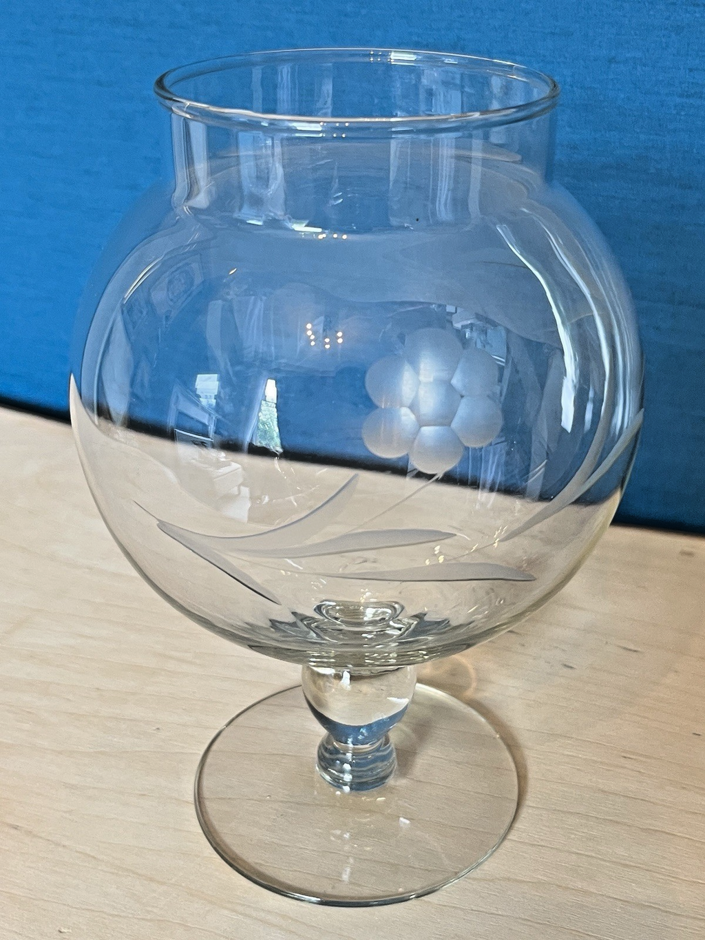 Vintage Etched Glass Rose Bowl Candy Dish Bon Bon Bowl Pedestal 18cm