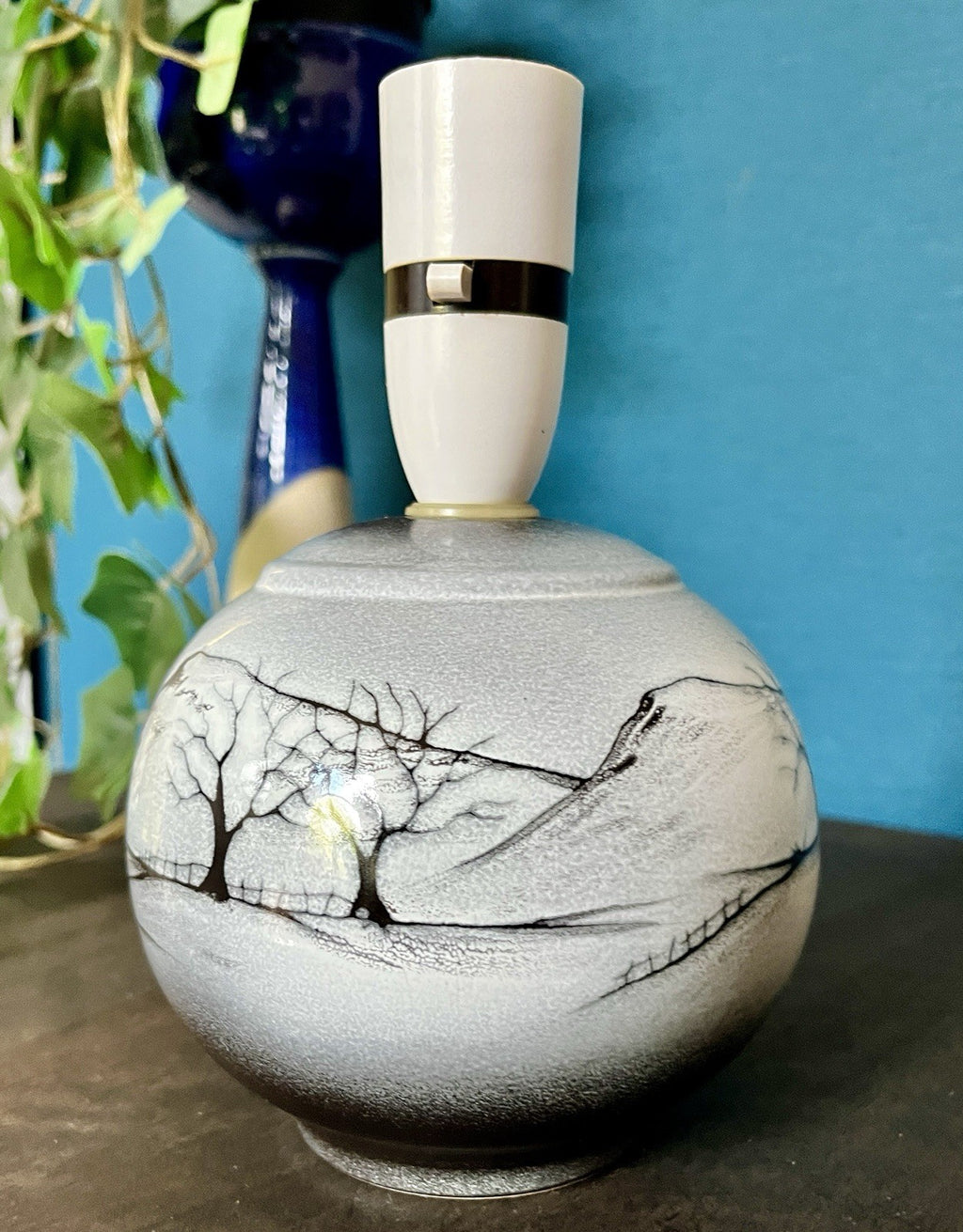 Vintage Select Ceramics England Hand Painted Table Lamp Landscape Scene Working