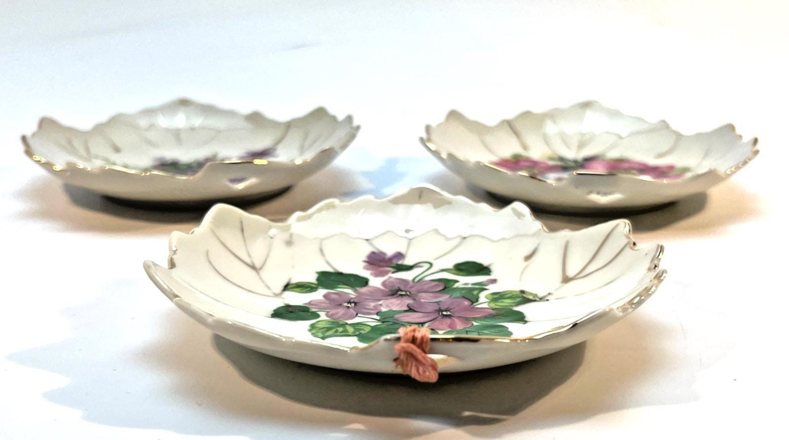 4 1950s China Plates with Hand Painted Floral Detailing. Pre-Viceroy Decorative