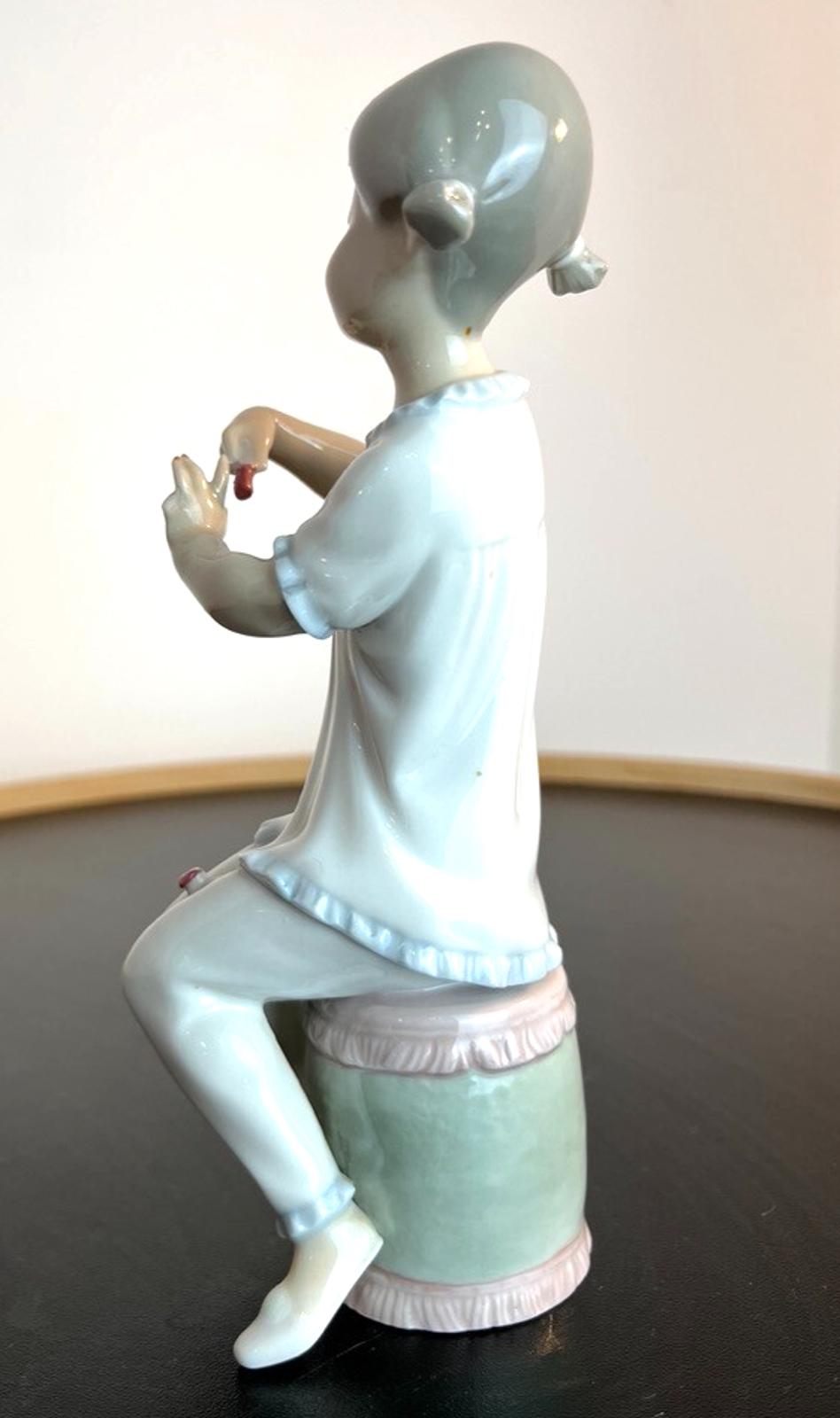 Lladro Girl Manicuring in Pyjamas, Number 1082 Nail Polish Porcelain Figurine