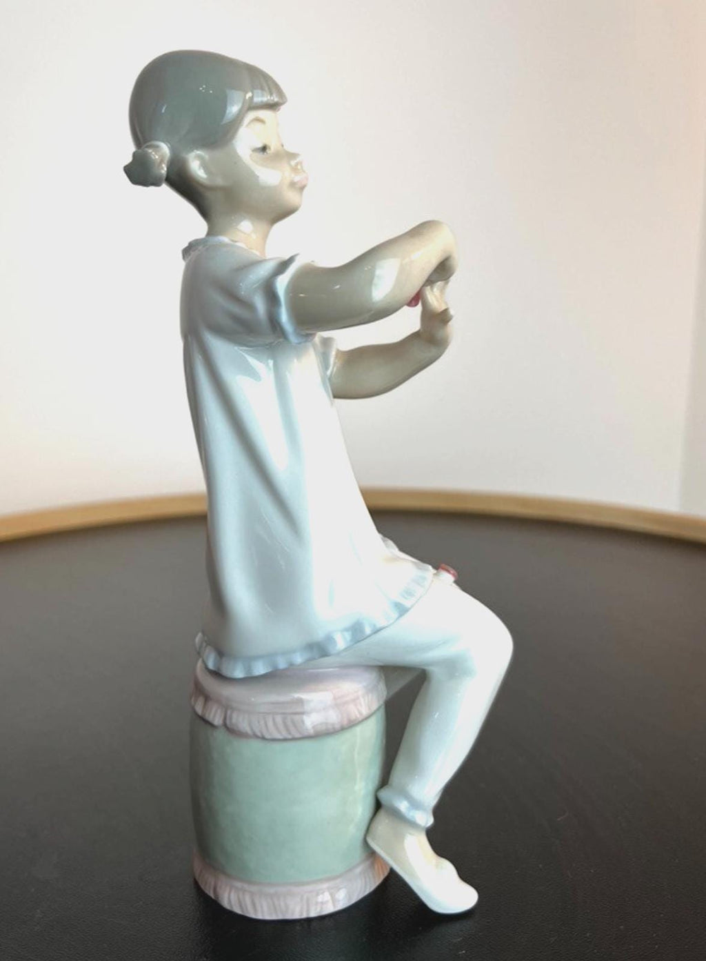 Lladro Girl Manicuring in Pyjamas, Number 1082 Nail Polish Porcelain Figurine