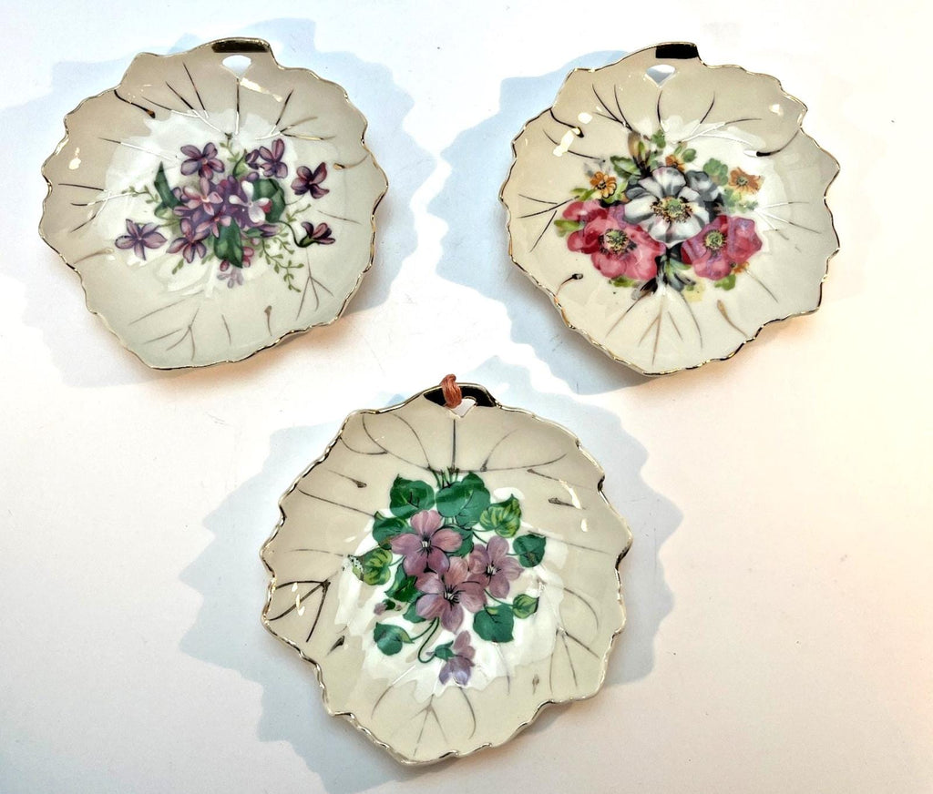 4 1950s China Plates with Hand Painted Floral Detailing. Pre-Viceroy Decorative