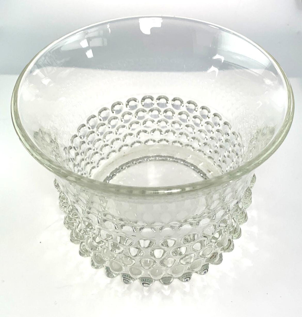 Saara hopea 1952 hobnail glass vase for nuutajärvi – scandinavian design