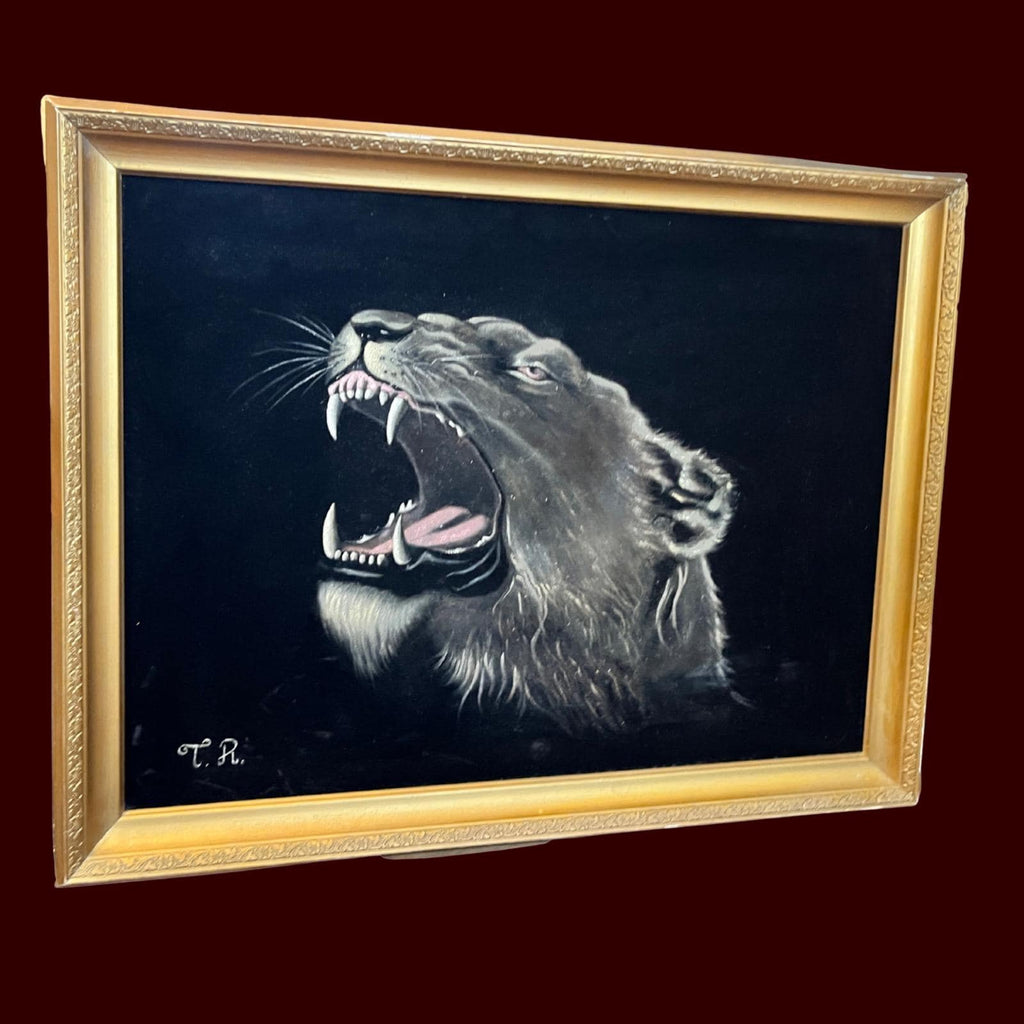 Vintage Black Velvet Lioness Painting: Roaring Big Cat, Retro 1970s Lounge Art