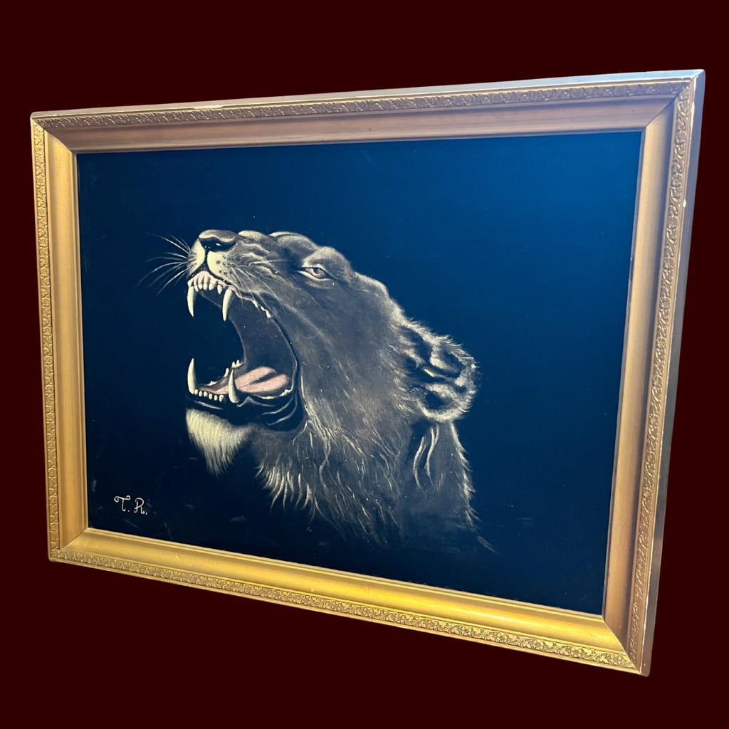 Vintage Black Velvet Lioness Painting: Roaring Big Cat, Retro 1970s Lounge Art
